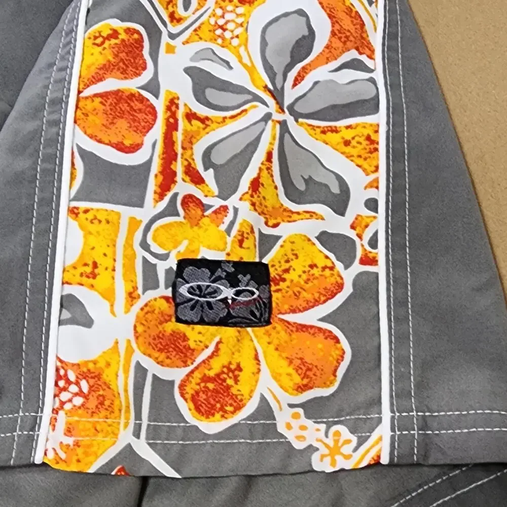 Op Swim Shorts Mens XL Gray Floral Hawaiian Lined Drawstring Pockets Summer